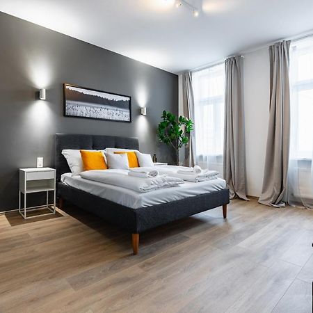 Newley Renovated Apartment Next To Hannovermarkt Wien Eksteriør billede